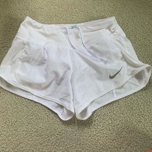 White nike shorts